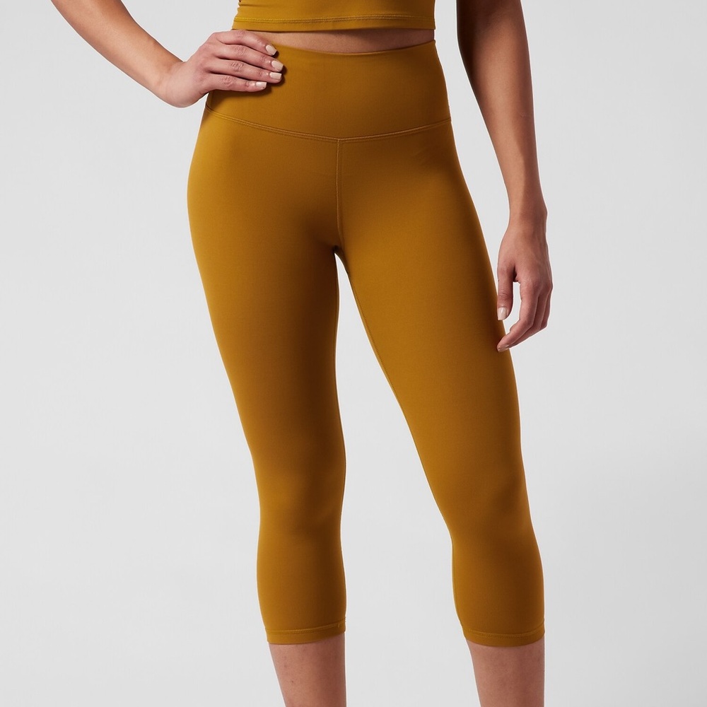 Athleta Transcend Capri Leggings Mustard Colour